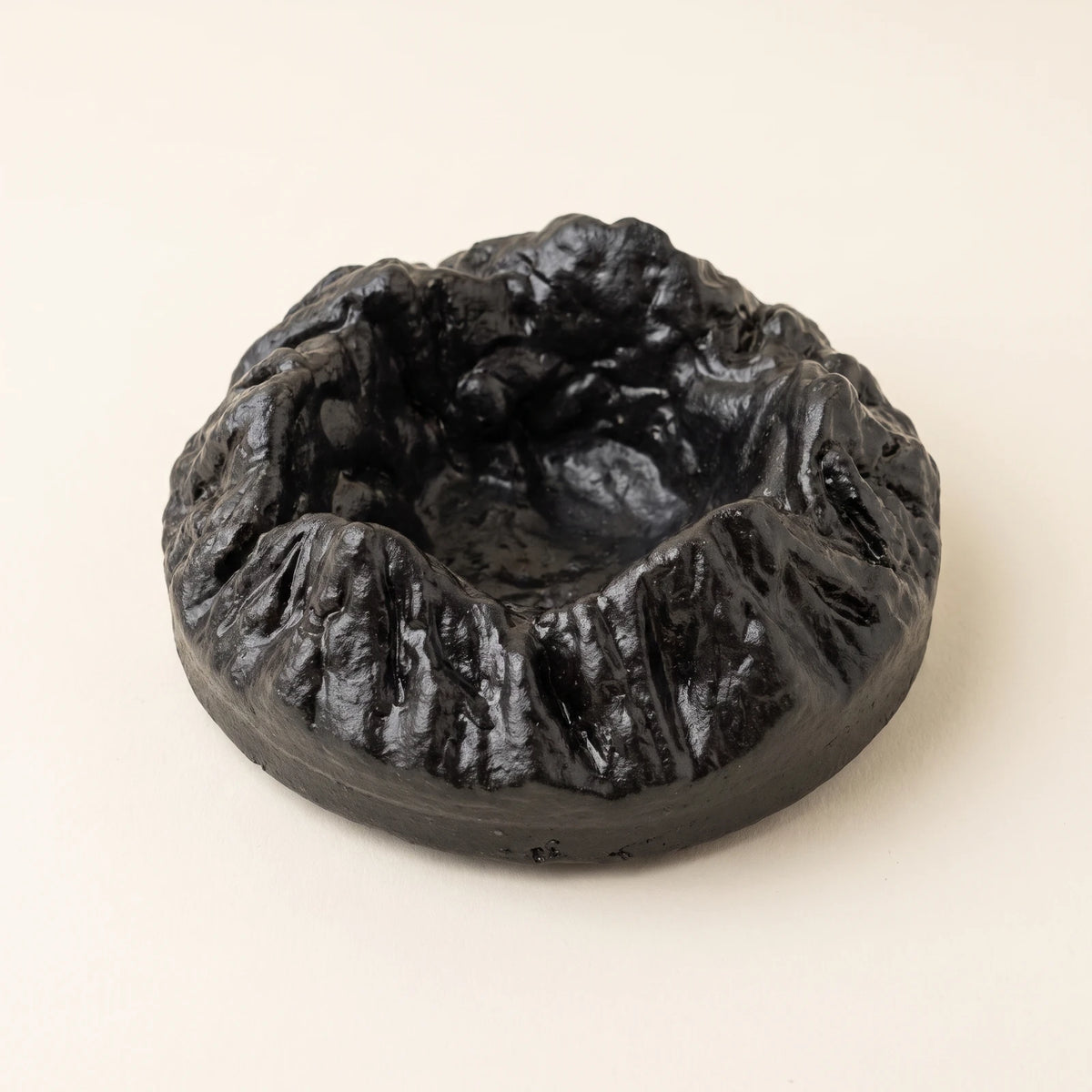 Mountain — Coal ashtray, three-quarter view