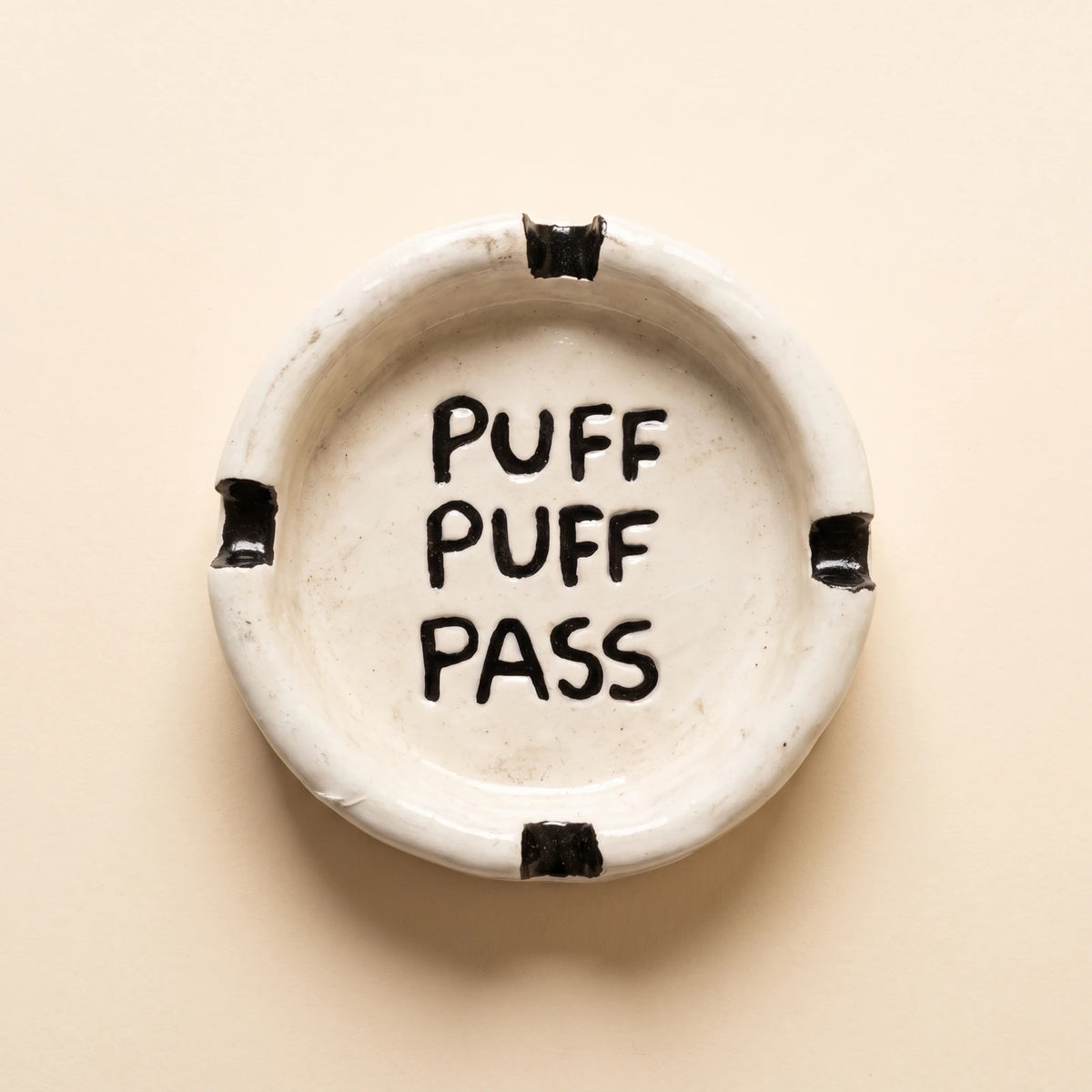 Puff ashtray, top view